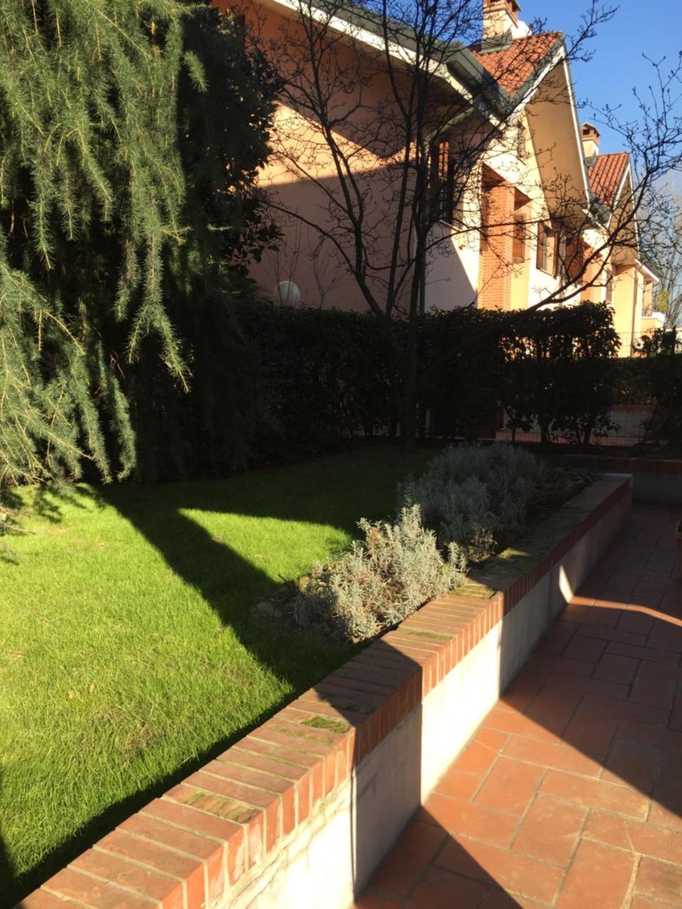 King Room Garden View